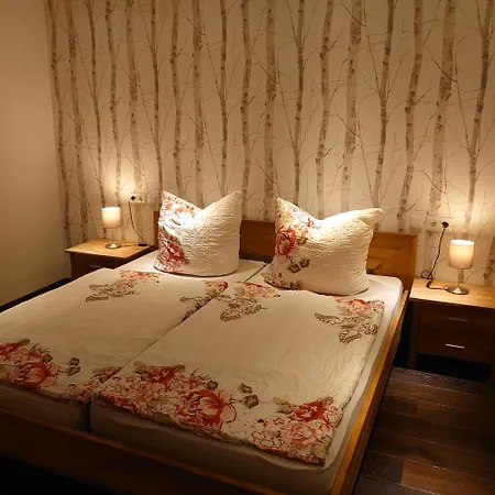 Elmo's Nest * אלטנאו